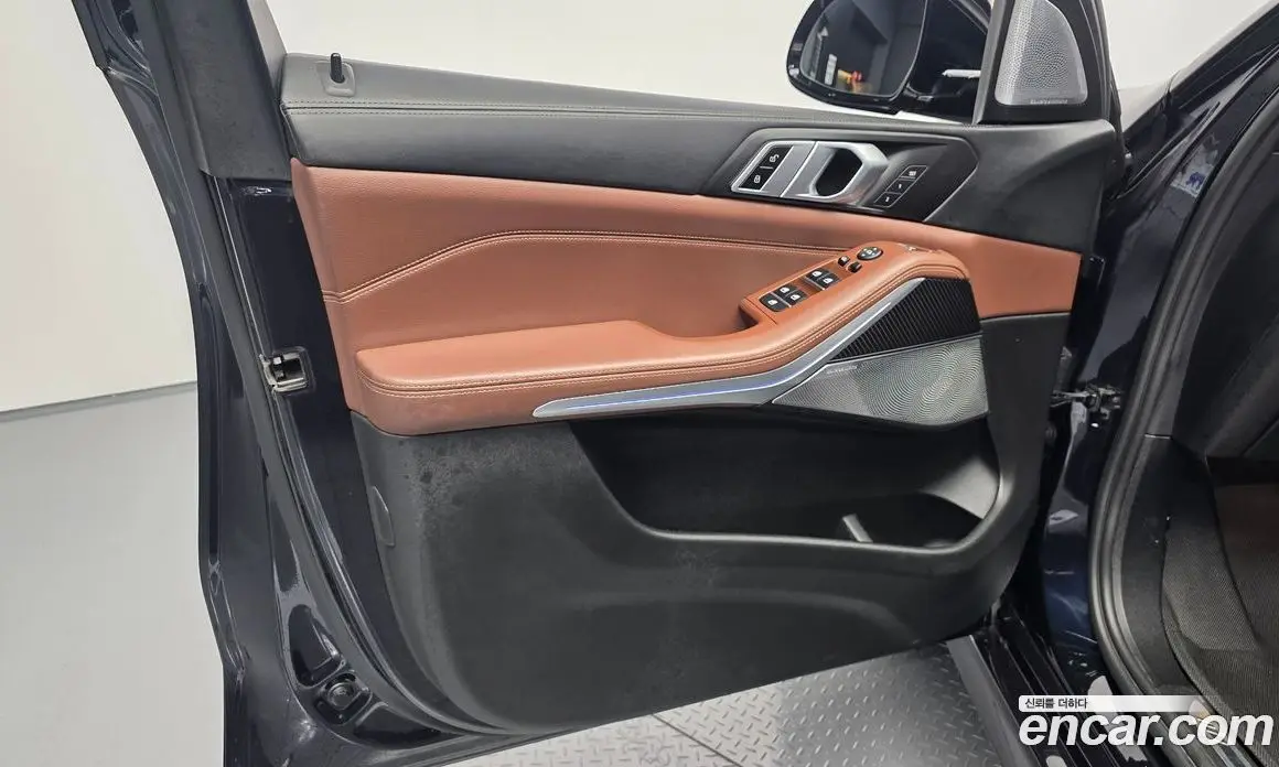 BMW X5 2021 4.4 автомат (гидро), фото 14 BMW X5 2021 4.4 автомат (гидро), фото 14