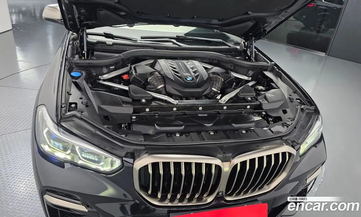 BMW X5 2021 4.4 автомат (гидро), фото 6 BMW X5 2021 4.4 автомат (гидро), фото 6