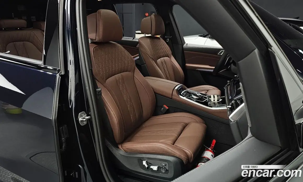 BMW X5 2025 3.0 автомат (гидро), фото 12