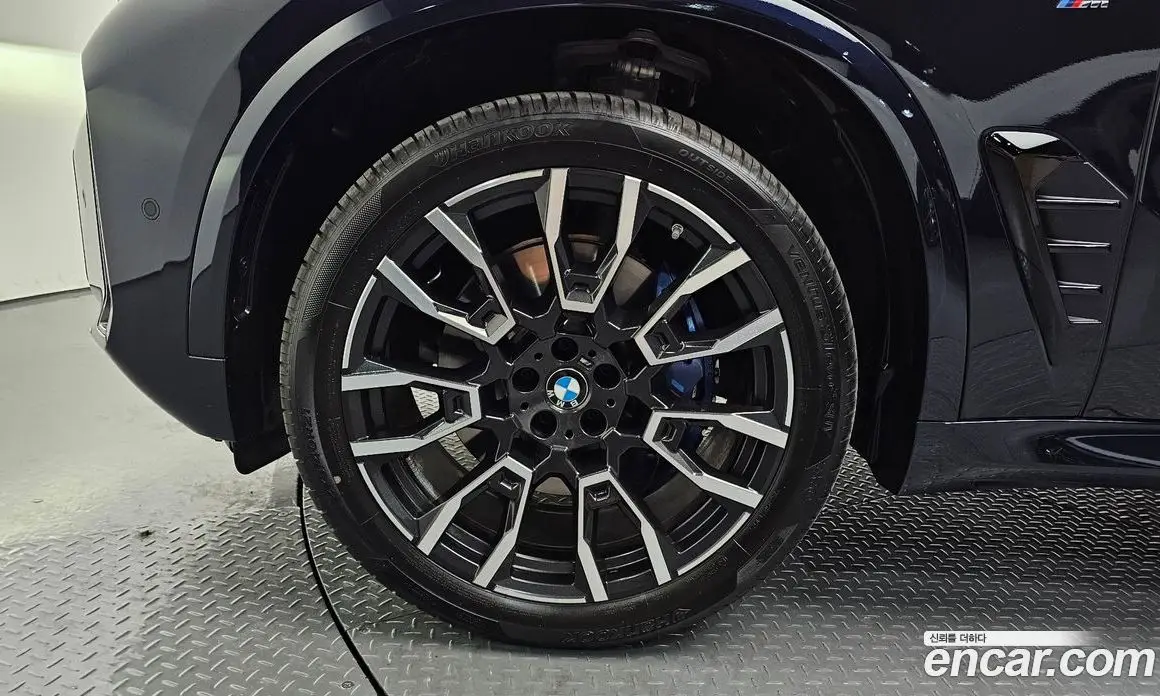 BMW X5 2025 3.0 автомат (гидро), фото 4
