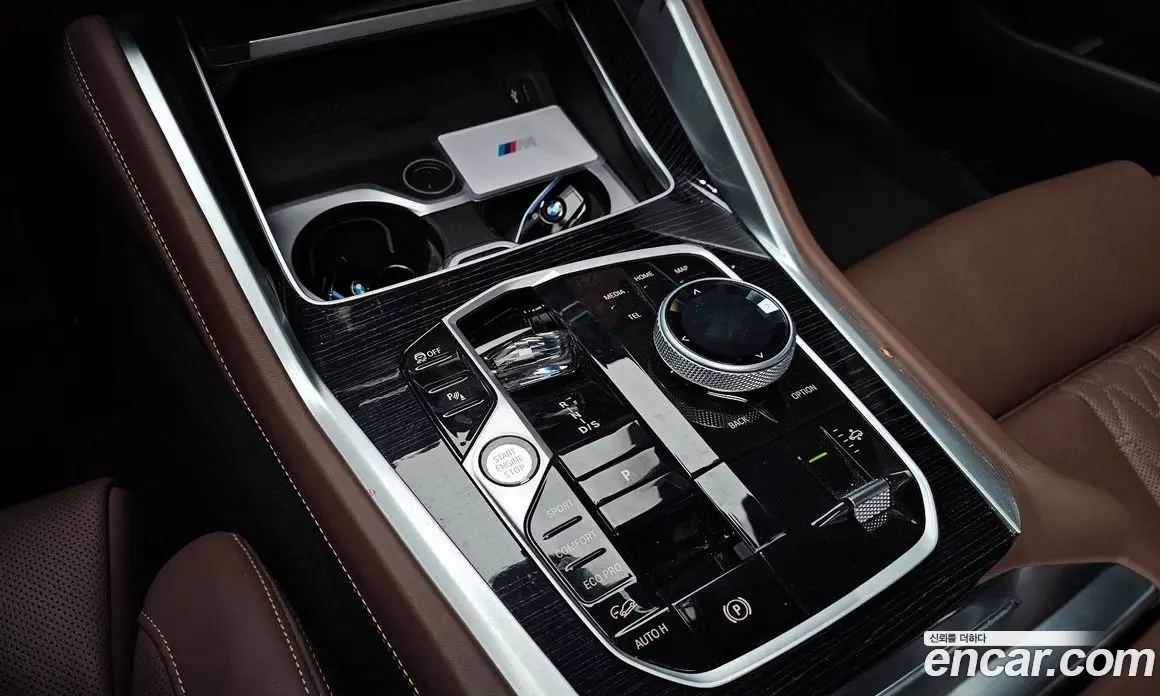 BMW X6 2023 3.0 автомат (гидро), фото 12
