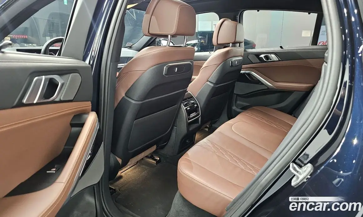 BMW X6 2023 3.0 автомат (гидро), фото 16