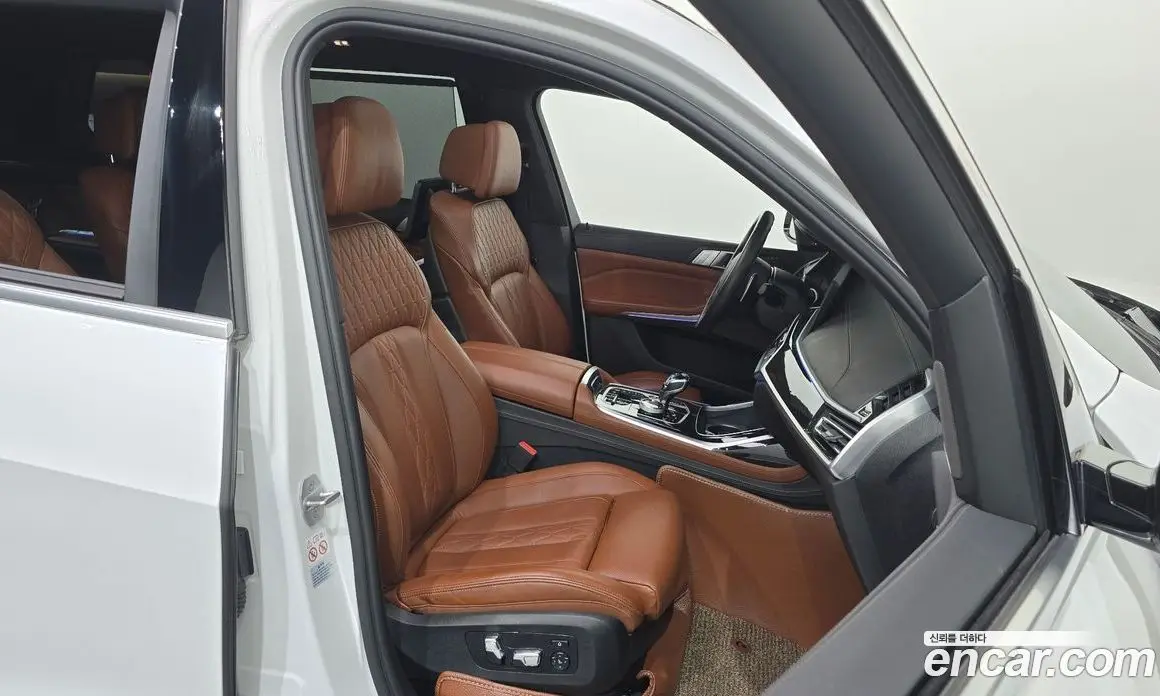 BMW X7 2020 3.0 автомат (гидро), фото 16 BMW X7 2020 3.0 автомат (гидро), фото 16