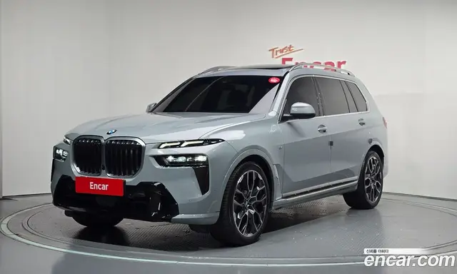 BMW X7, 2022, 39 360 км BMW X7, 2022, 39 360 км