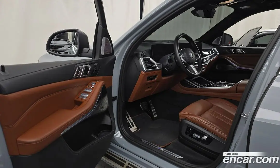 BMW X7 2022 3.0 автомат (гидро), фото 13