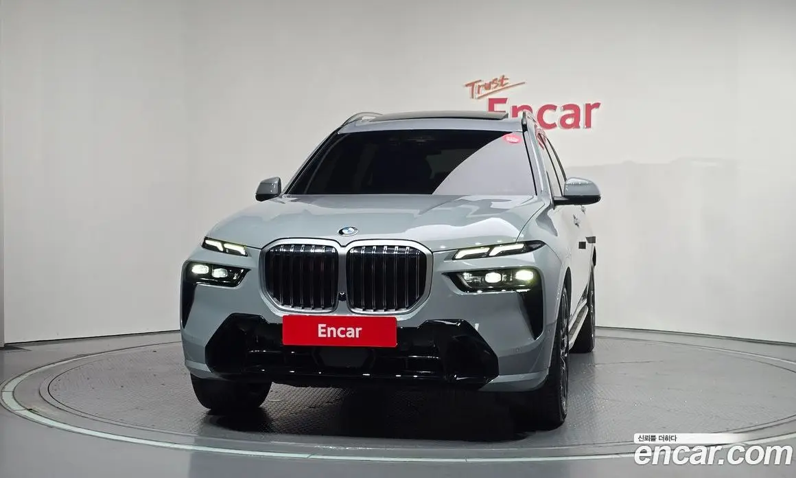 BMW X7 2022 3.0 автомат (гидро), фото 3