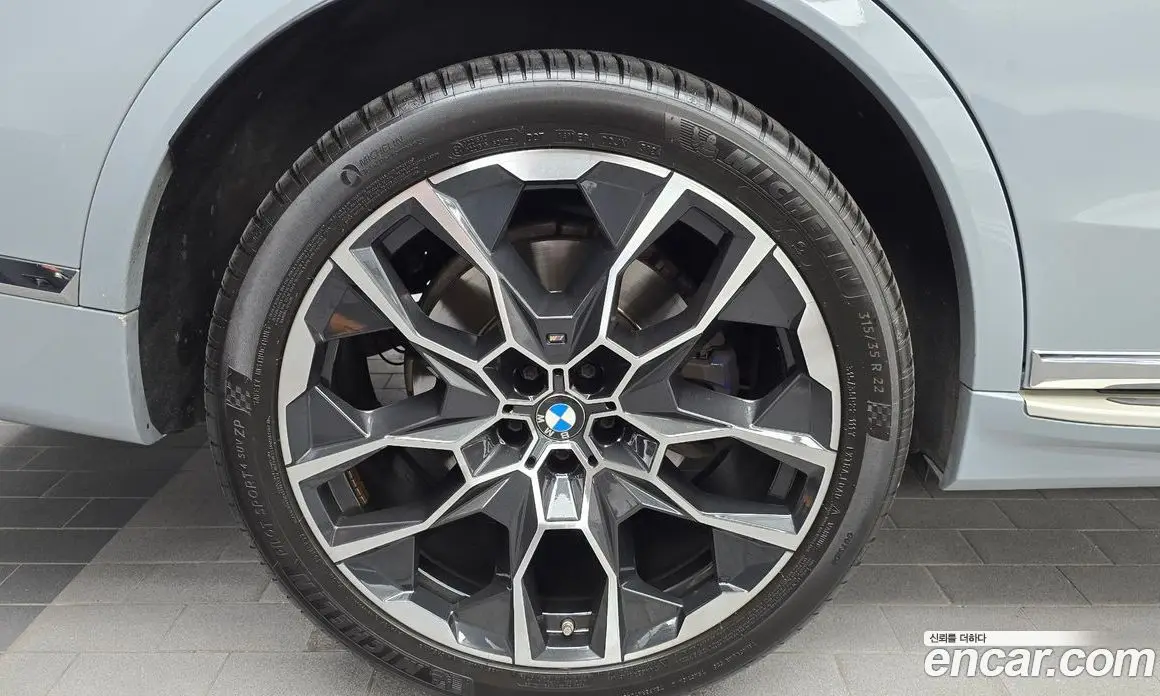 BMW X7 2022 3.0 автомат (гидро), фото 5