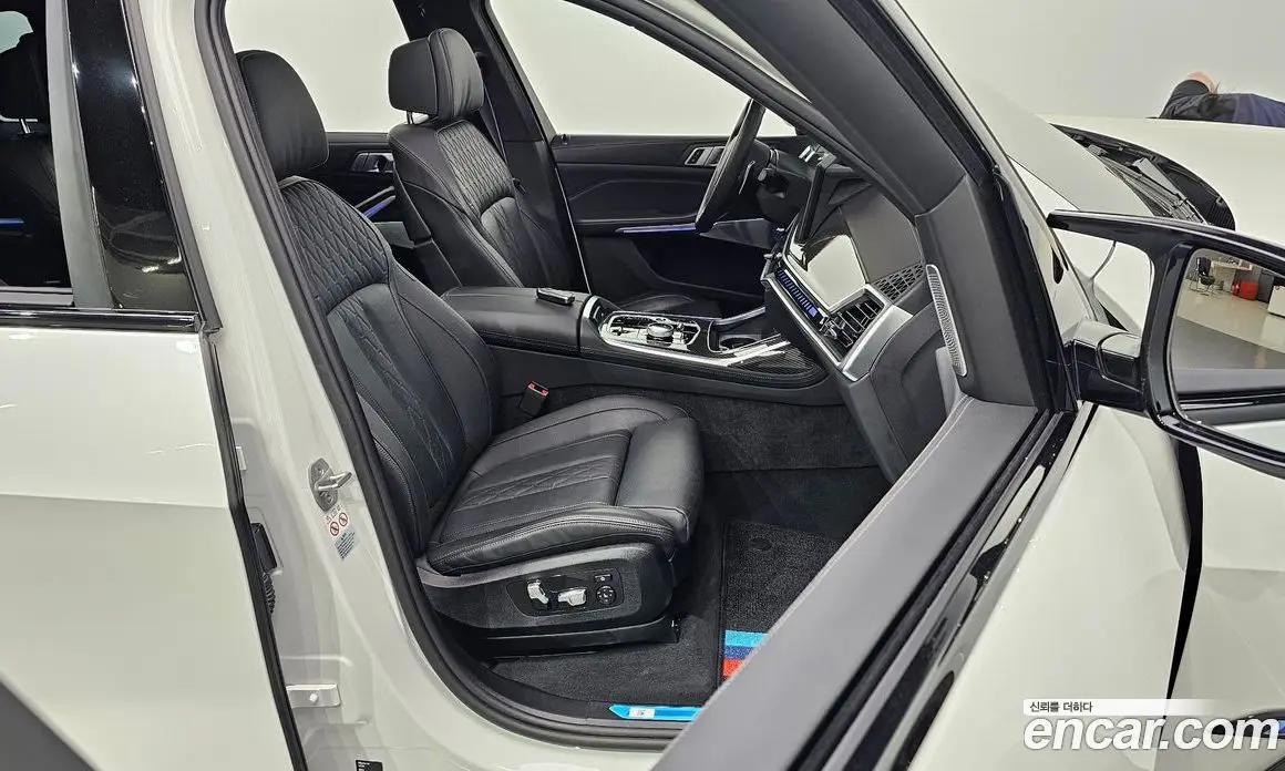 BMW X7 2024 4.4 автомат (гидро), фото 13 BMW X7 2024 4.4 автомат (гидро), фото 13