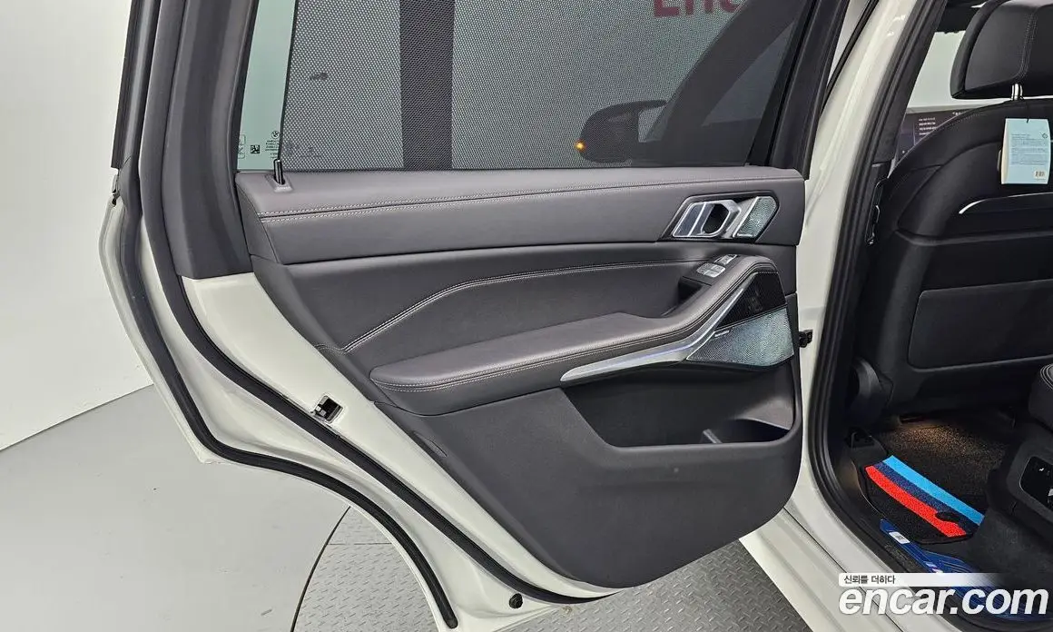 BMW X7 2024 4.4 автомат (гидро), фото 15 BMW X7 2024 4.4 автомат (гидро), фото 15
