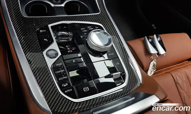 BMW X7 2025 3.0 автомат (гидро), миниатюра 12