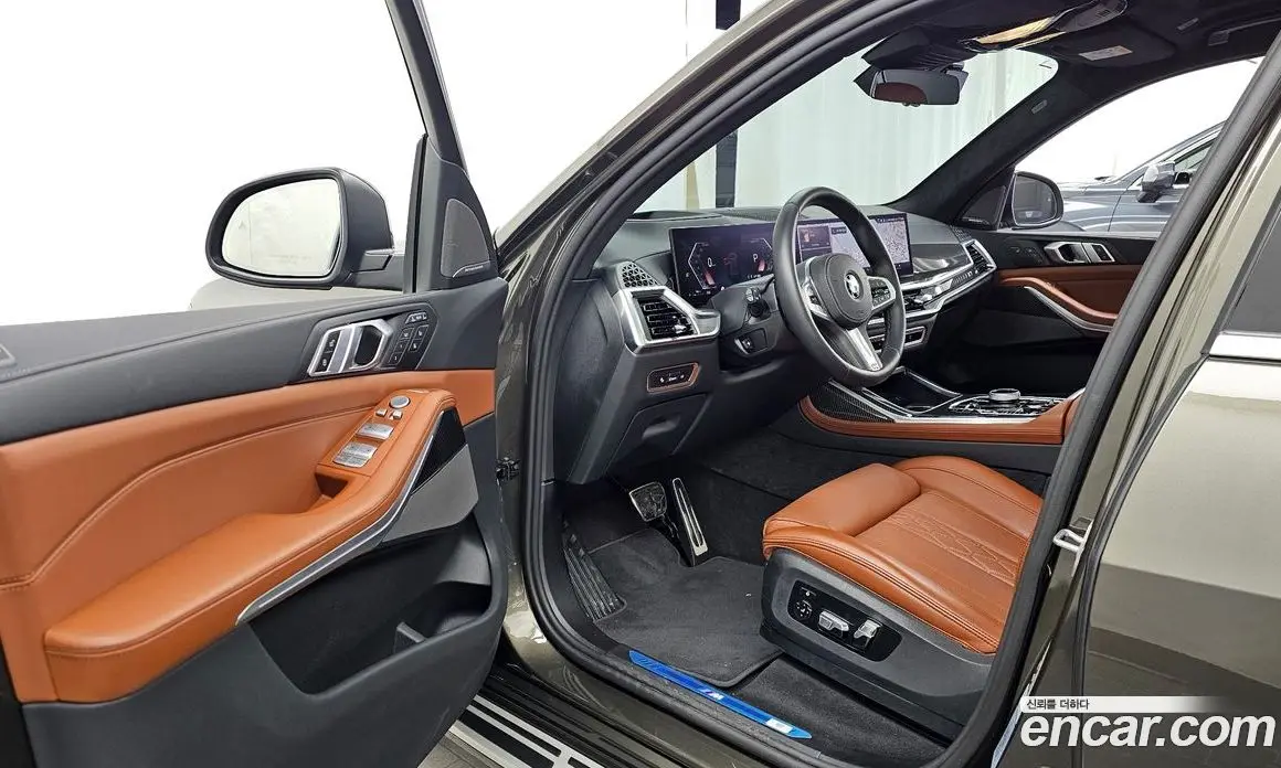 BMW X7 2025 3.0 автомат (гидро), фото 13