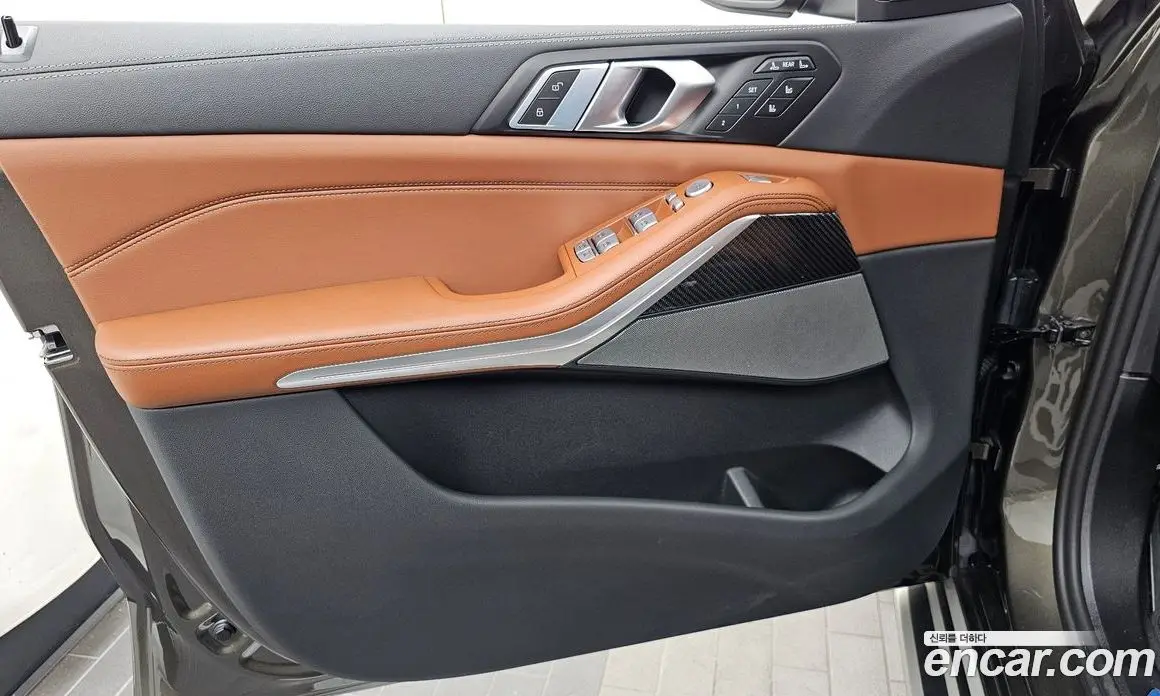 BMW X7 2025 3.0 автомат (гидро), фото 14