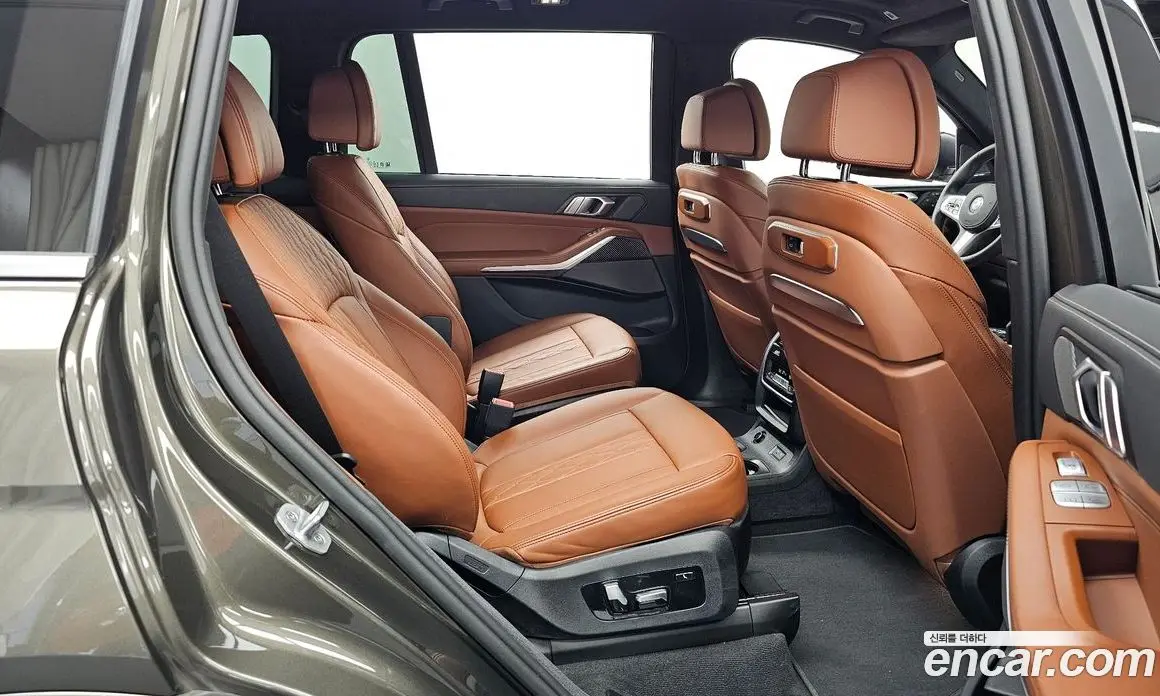 BMW X7 2025 3.0 автомат (гидро), фото 18