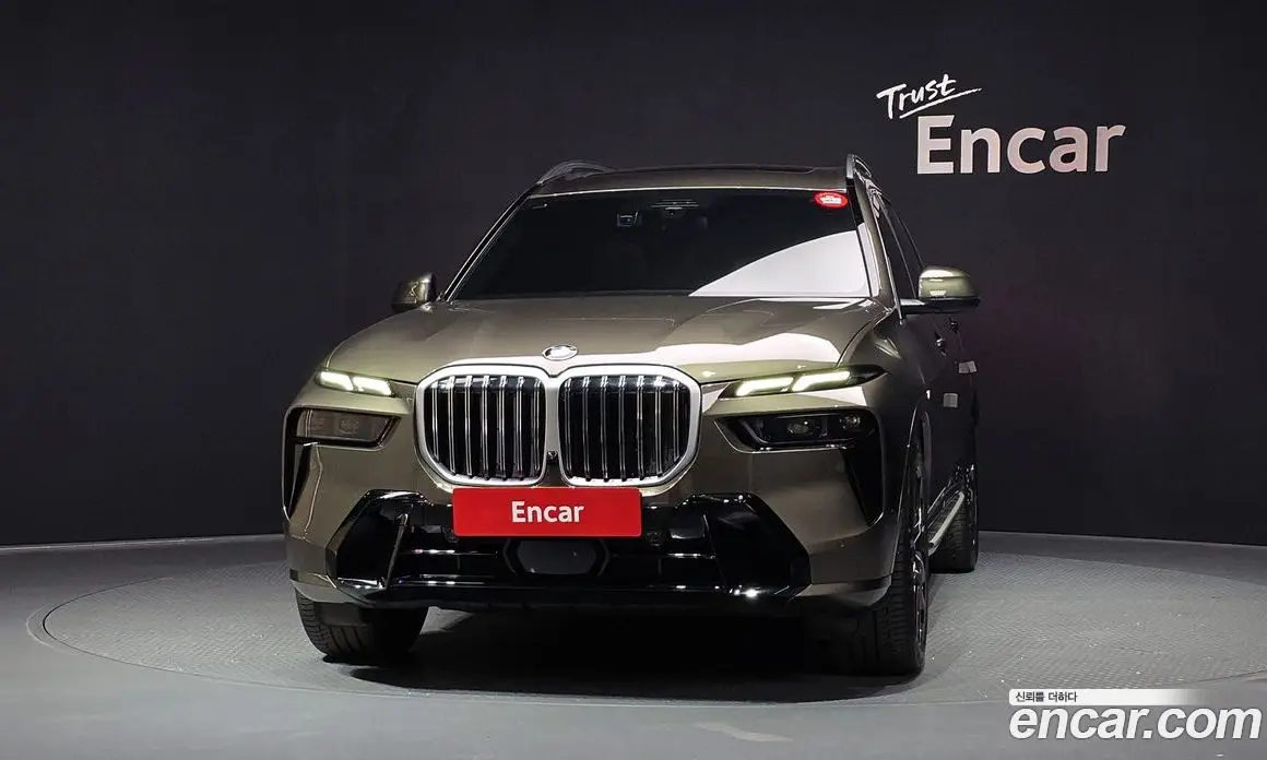 BMW X7 2025 3.0 автомат (гидро), фото 3