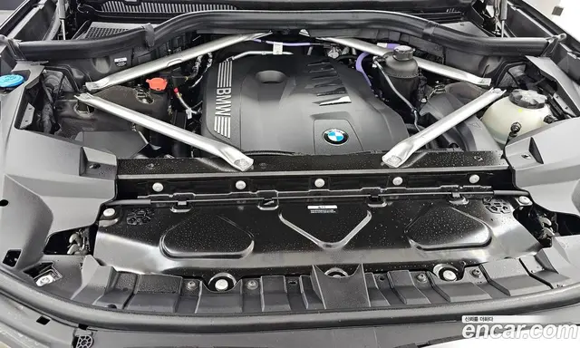 BMW X7 2025 3.0 автомат (гидро), миниатюра 6