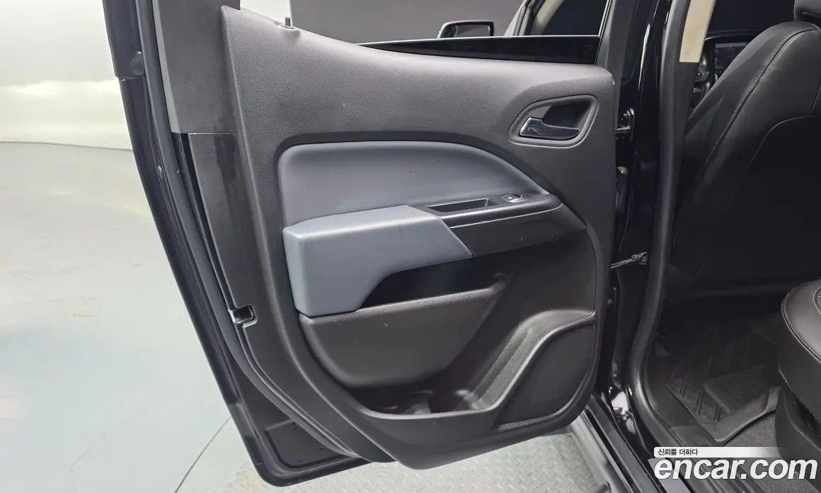 Chevrolet Colorado 2020 3.6 автомат (гидро), фото 15
