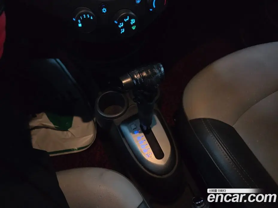 Chevrolet Spark 2012 1.0 автомат (гидро), фото 11