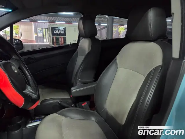 Chevrolet Spark 2012 1.0 автомат (гидро), миниатюра 12