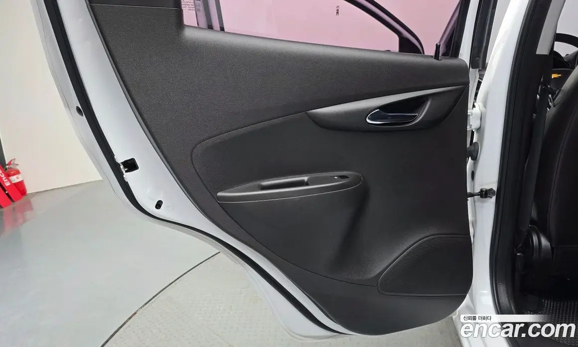 Chevrolet Spark 2016 1.0 автомат (гидро), фото 15