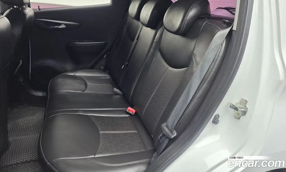 Chevrolet Spark 2016 1.0 автомат (гидро), фото 18