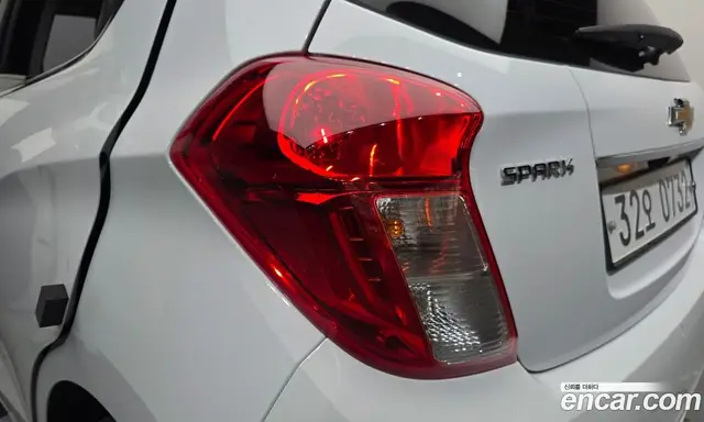 Chevrolet Spark 2016 1.0 автомат (гидро), миниатюра 9