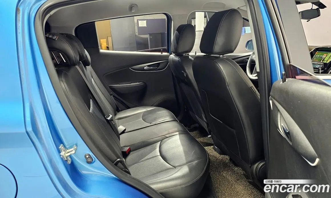Chevrolet Spark 2016 1.0 автомат (гидро), фото 17 Chevrolet Spark 2016 1.0 автомат (гидро), фото 17