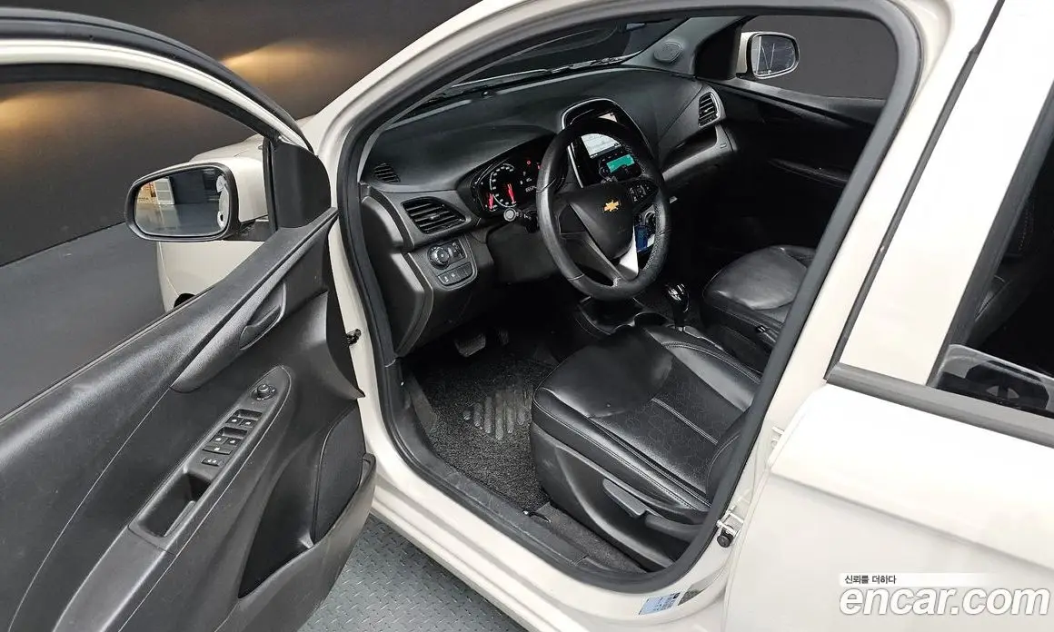 Chevrolet Spark 2016 1.0 автомат (гидро), фото 13