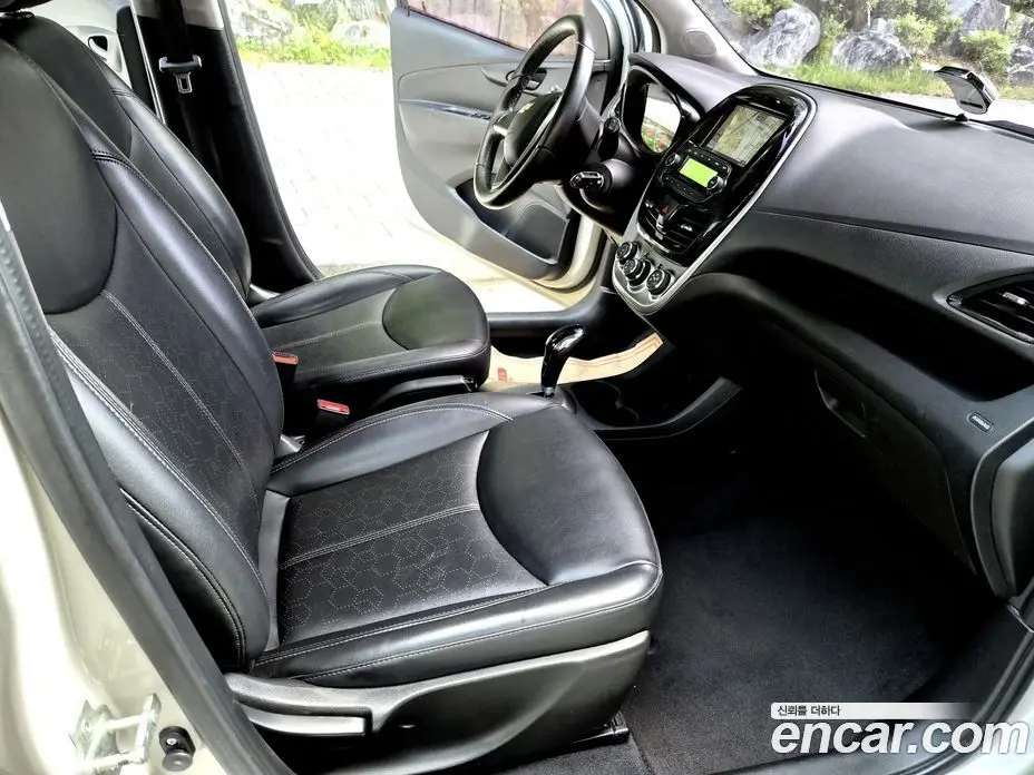 Chevrolet Spark 2016 1.0 автомат (гидро), фото 12