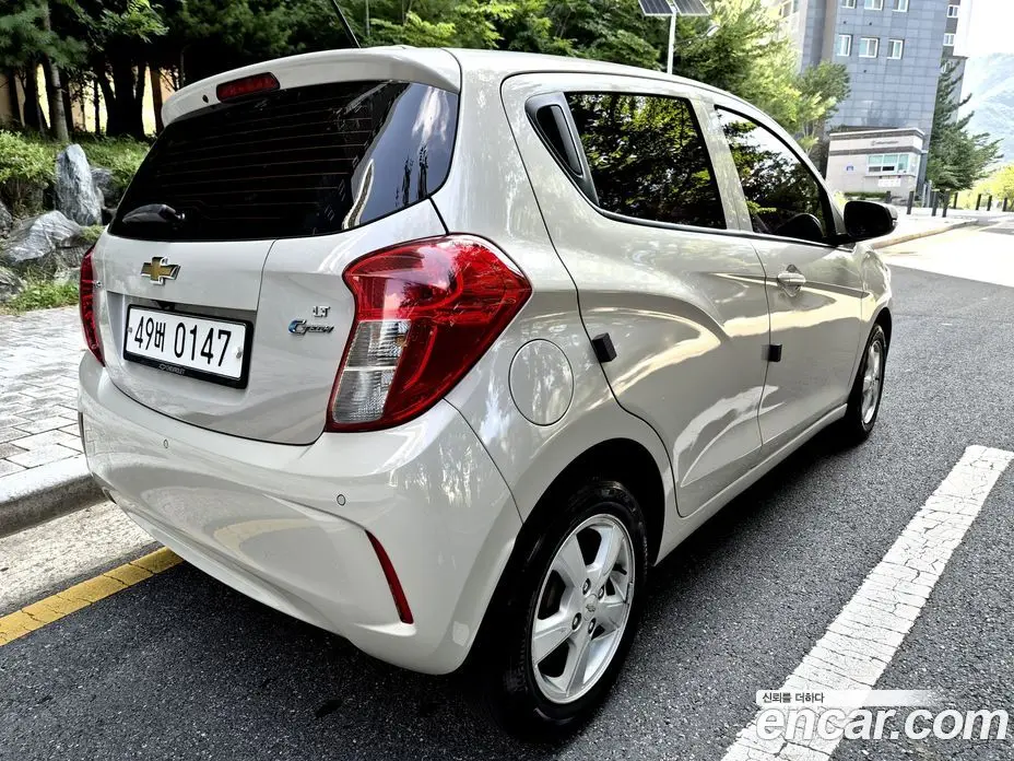 Chevrolet Spark 2016 1.0 автомат (гидро), фото 4