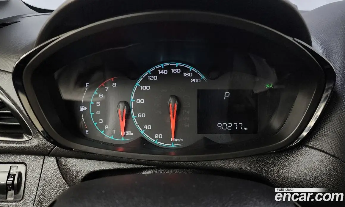 Chevrolet Spark 2017 1.0 автомат (гидро), фото 11