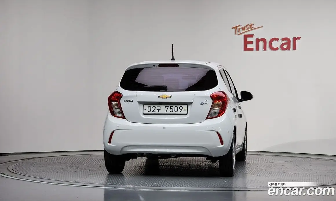 Chevrolet Spark 2017 1.0 автомат (гидро), фото 4