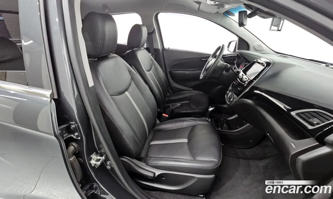 Chevrolet Spark 2022 1.0 автомат (гидро), фото 16