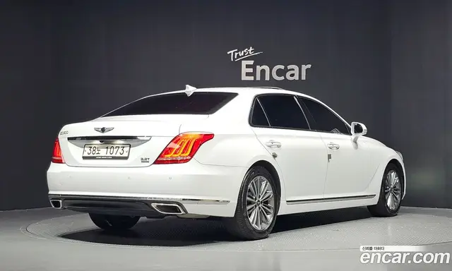 Genesis EQ900 2016 3.3 автомат (гидро), миниатюра 2 Genesis EQ900 2016 3.3 автомат (гидро), миниатюра 2
