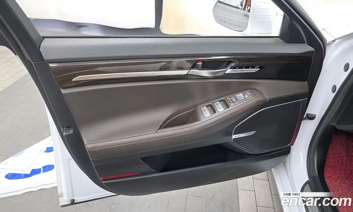 Genesis EQ900 2016 3.3 автомат (гидро), фото 14 Genesis EQ900 2016 3.3 автомат (гидро), фото 14
