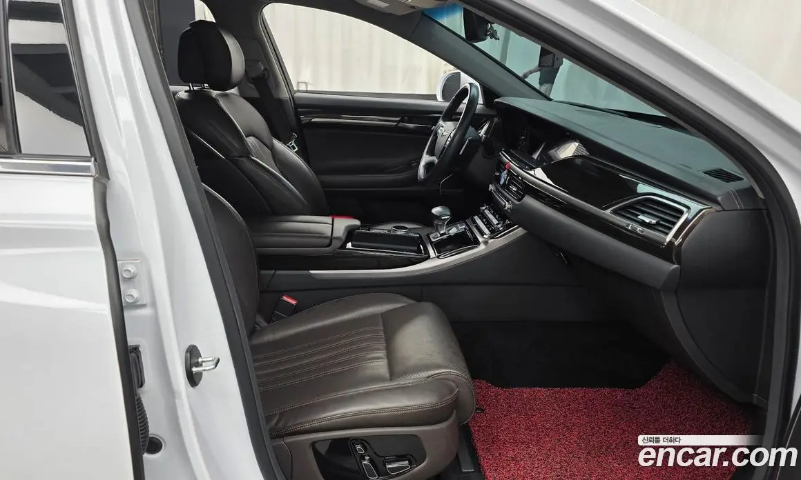 Genesis EQ900 2016 3.3 автомат (гидро), фото 16 Genesis EQ900 2016 3.3 автомат (гидро), фото 16