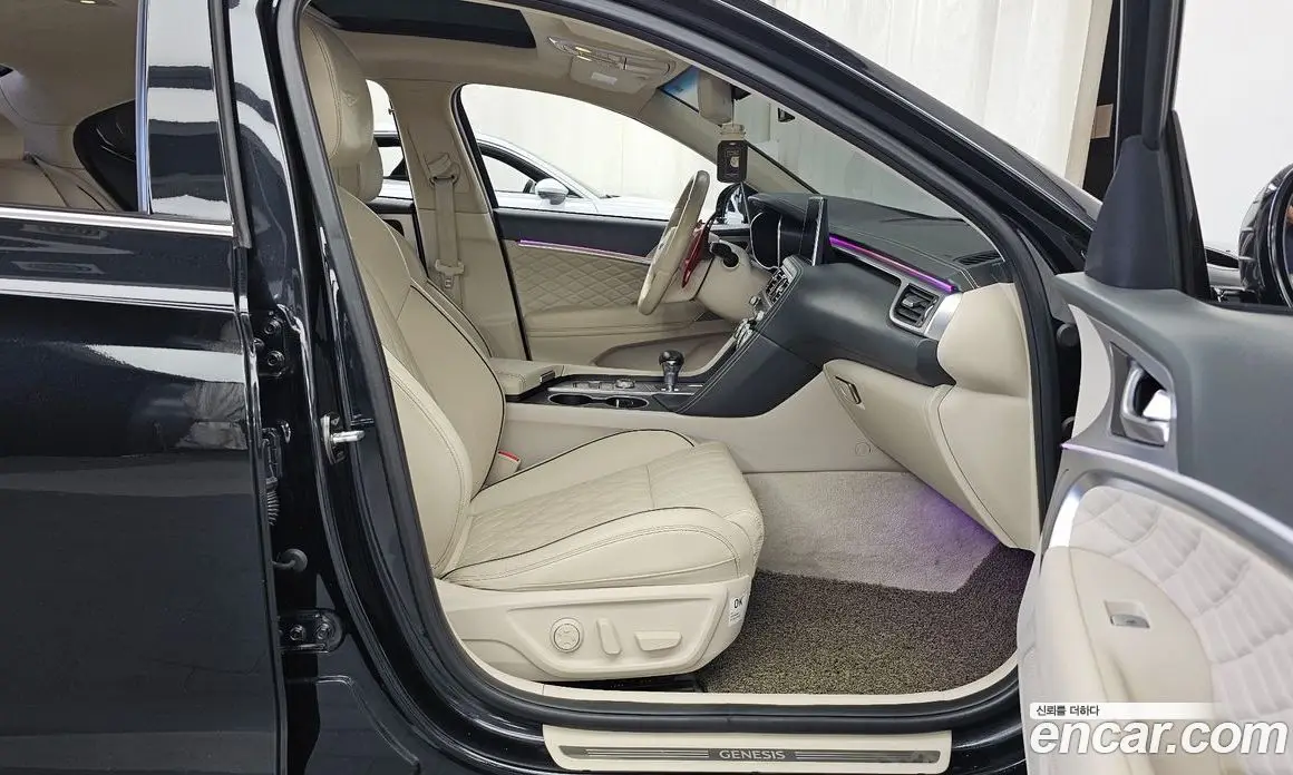 Genesis G70 2019 3.3 автомат (гидро), фото 11 Genesis G70 2019 3.3 автомат (гидро), фото 11