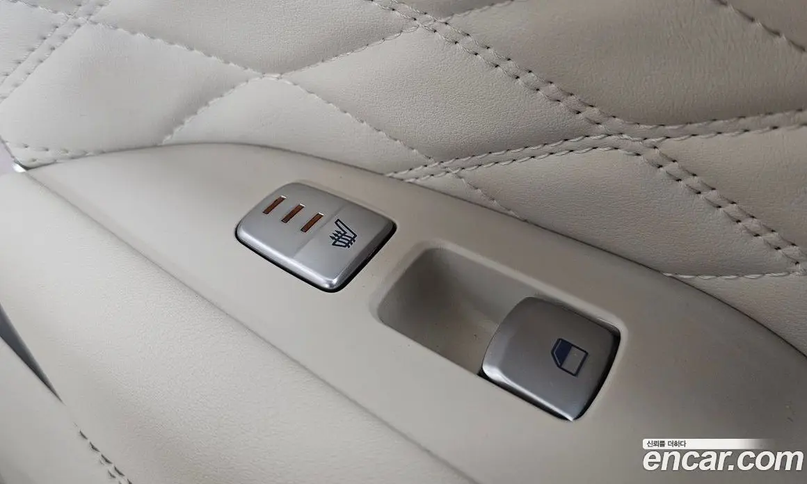 Genesis G70 2019 3.3 автомат (гидро), фото 19 Genesis G70 2019 3.3 автомат (гидро), фото 19