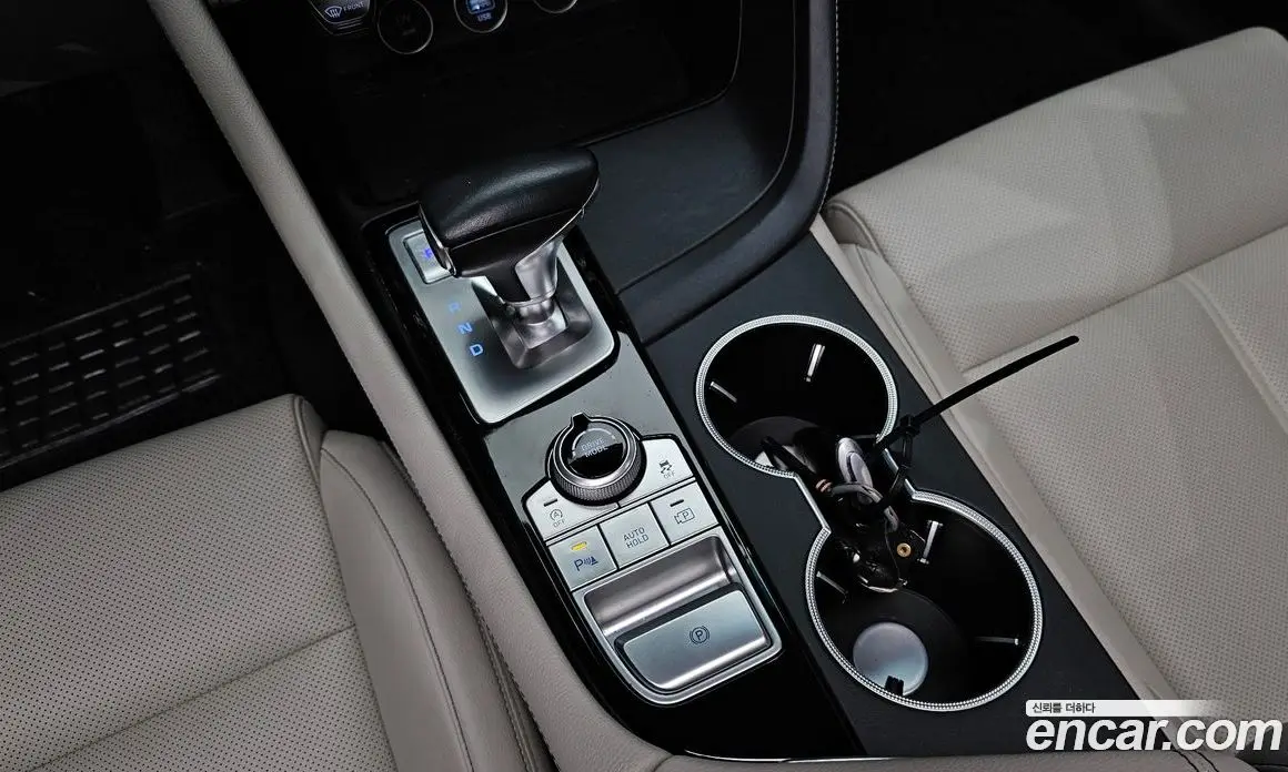 Genesis G70 2021 2.0 автомат (гидро), фото 12 Genesis G70 2021 2.0 автомат (гидро), фото 12