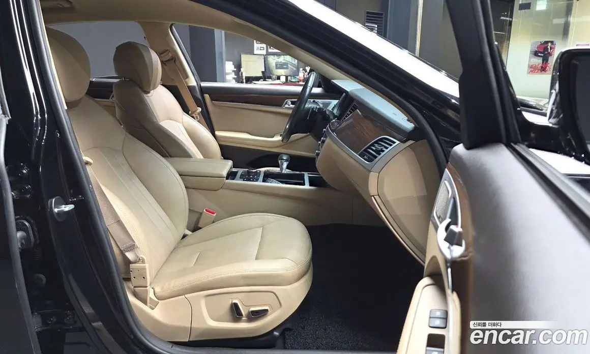 Genesis G80 2016 3.3 автомат (гидро), фото 17 Genesis G80 2016 3.3 автомат (гидро), фото 17