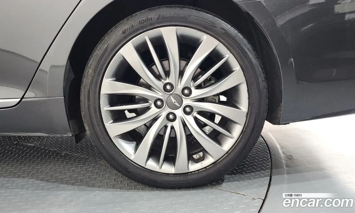 Genesis G80 2017 3.8 автомат (гидро), фото 7 Genesis G80 2017 3.8 автомат (гидро), фото 7