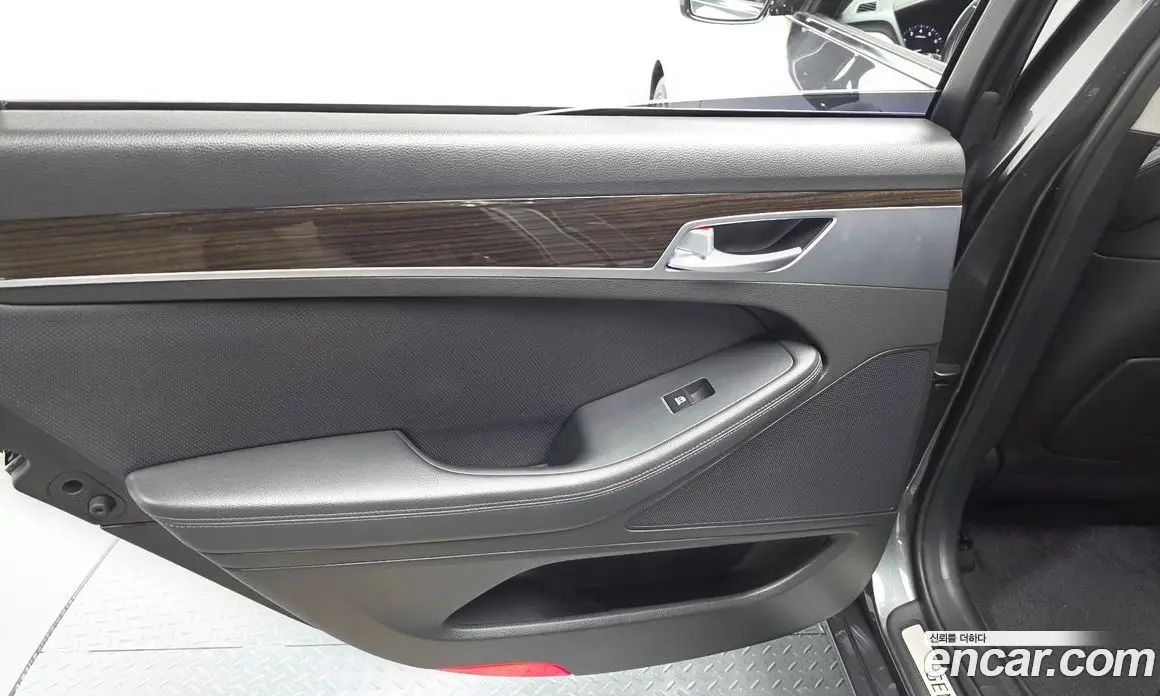 Genesis G80 2018 3.3 автомат (гидро), фото 15