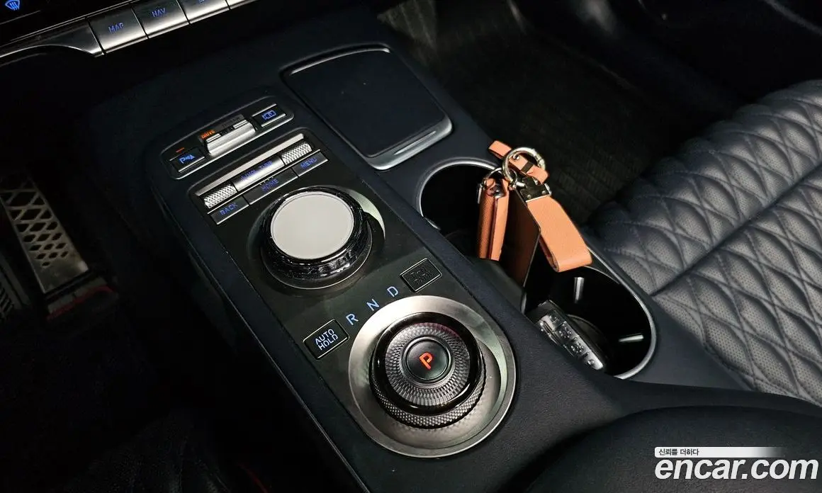 Genesis GV70 2021 3.5 автомат (гидро), фото 11