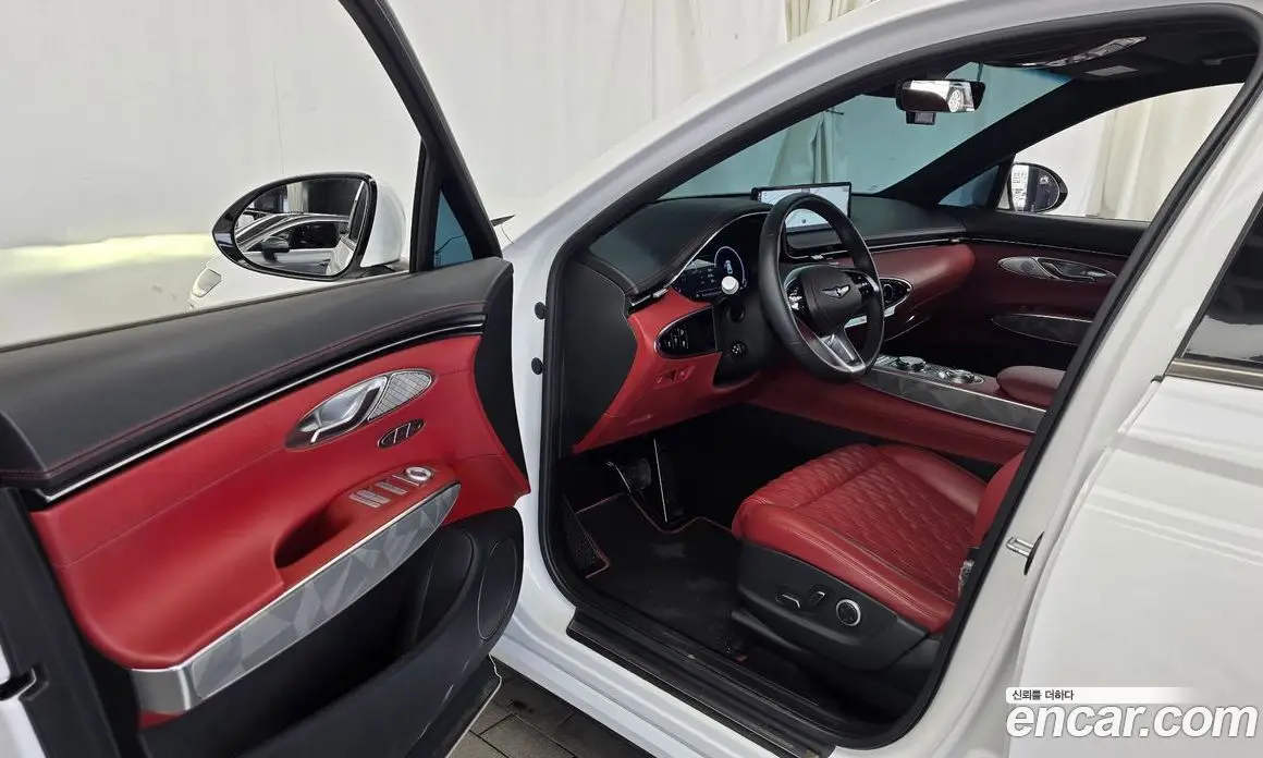Genesis GV70 2022 2.5 автомат (гидро), фото 13 Genesis GV70 2022 2.5 автомат (гидро), фото 13