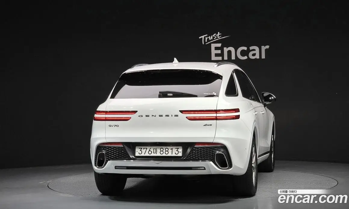 Genesis GV70 2022 2.5 автомат (гидро), фото 4 Genesis GV70 2022 2.5 автомат (гидро), фото 4