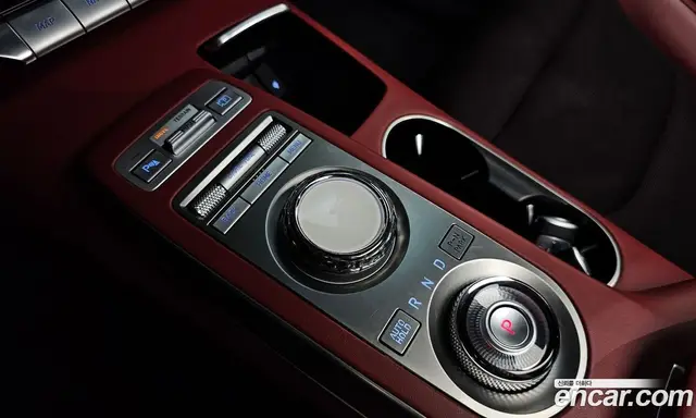 Genesis GV70 2022 2.2 автомат (гидро), миниатюра 11