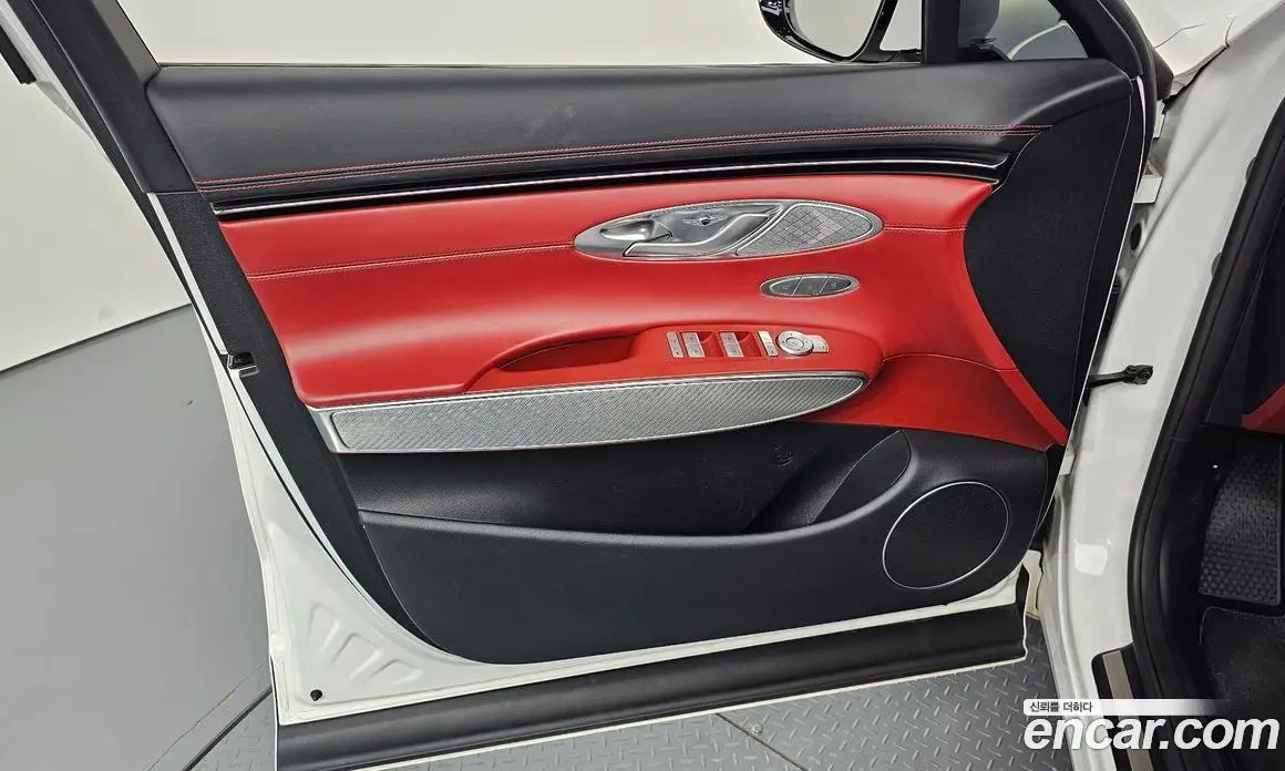 Genesis GV70 2022 2.2 автомат (гидро), фото 13