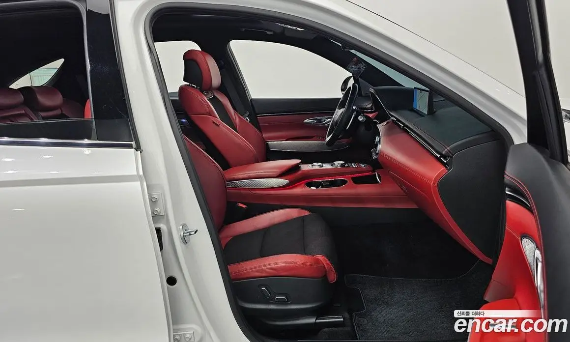 Genesis GV70 2022 2.2 автомат (гидро), фото 16