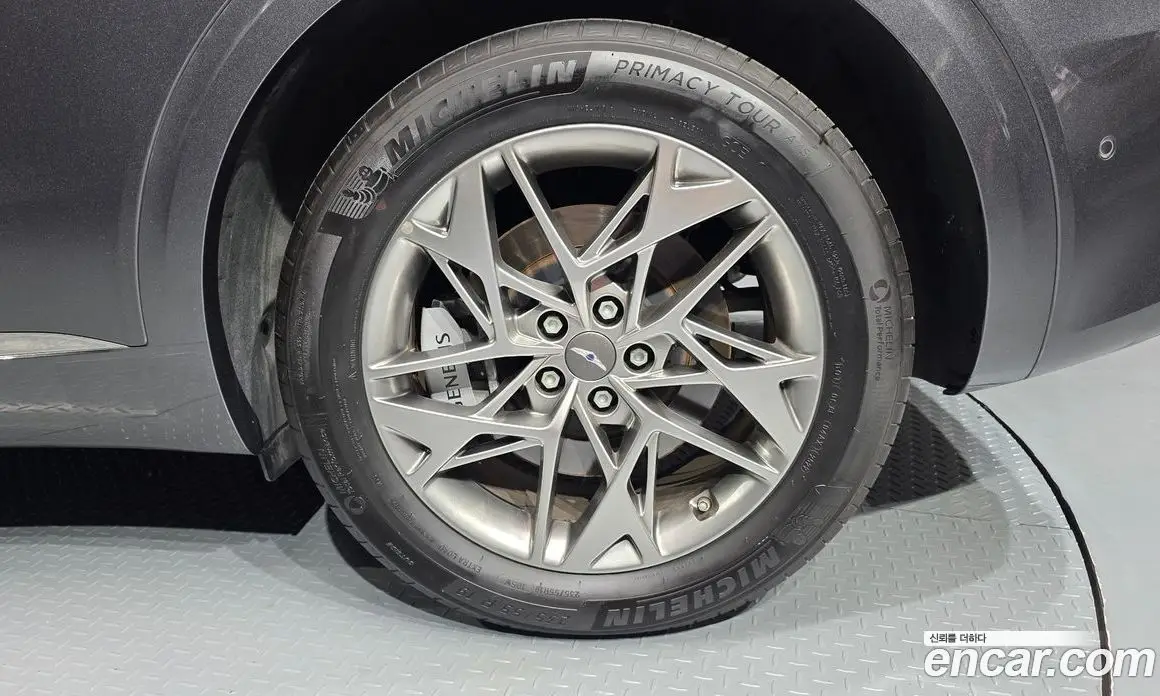 Genesis GV70 2022 2.5 автомат (гидро), фото 6