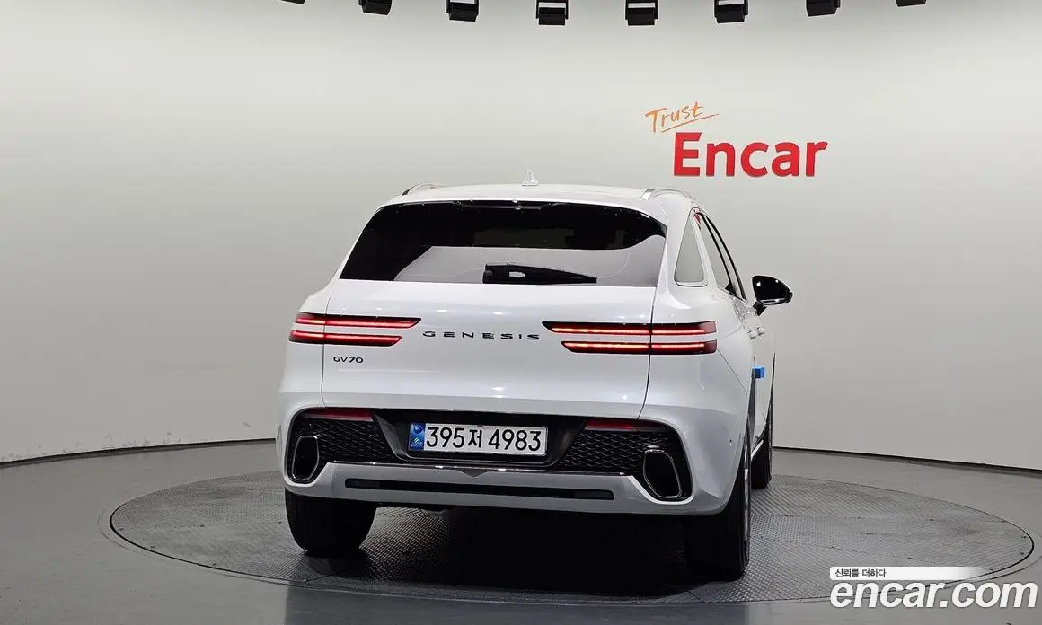 Genesis GV70 2023 2.5 автомат (гидро), фото 4