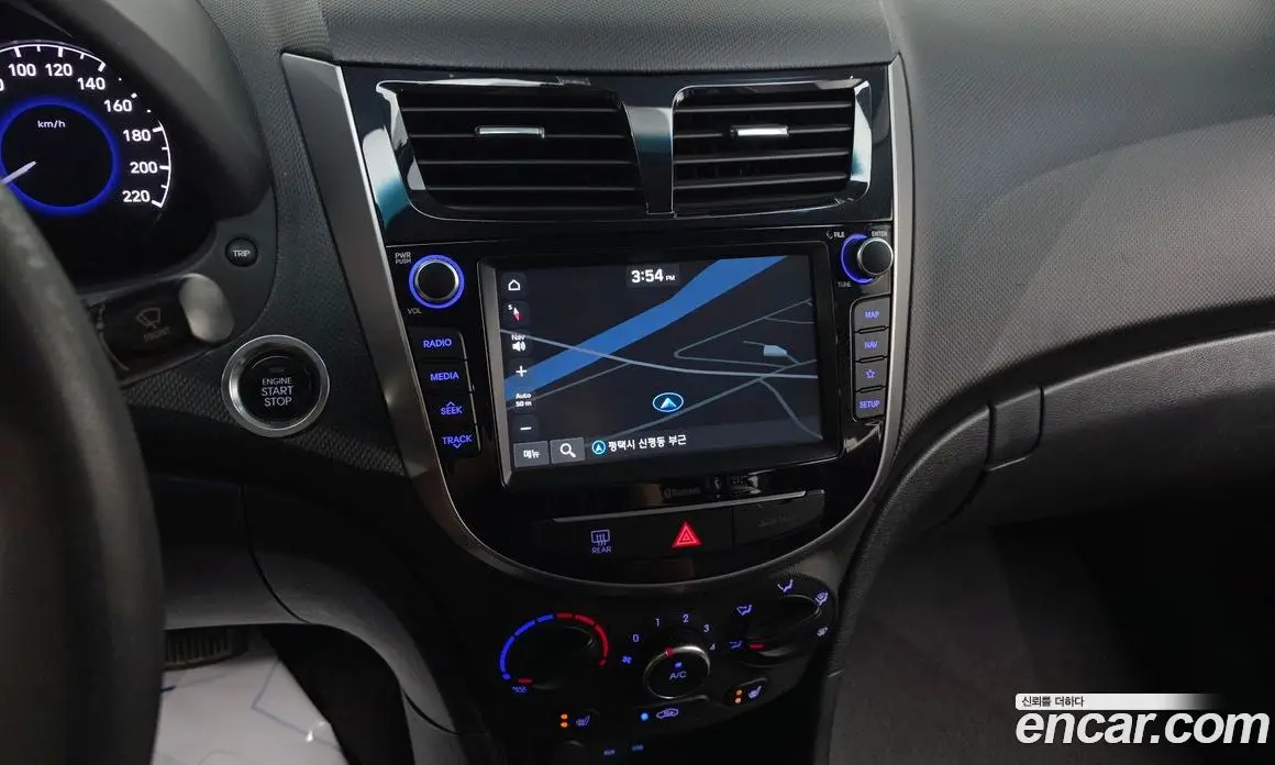 Hyundai Accent 2018 1.4 автомат (гидро), фото 20 Hyundai Accent 2018 1.4 автомат (гидро), фото 20